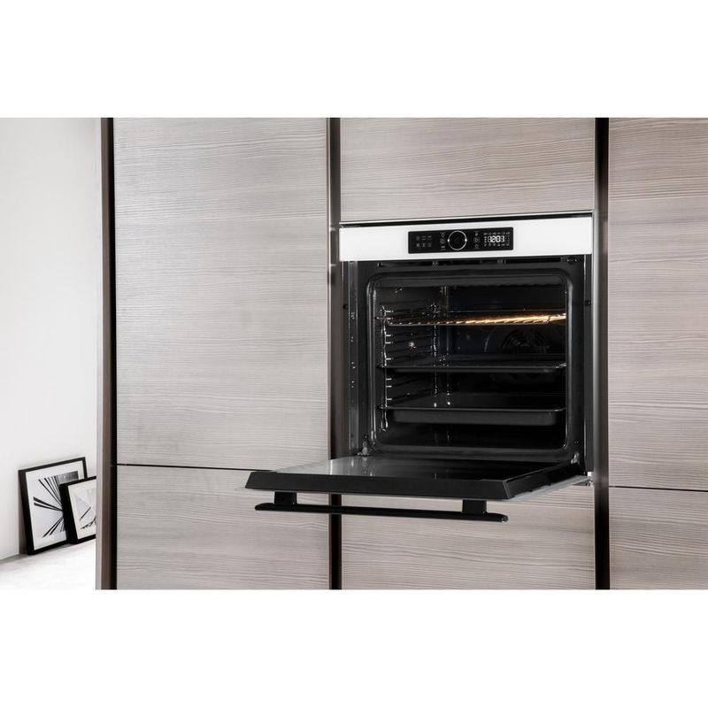Whirlpool-Piekarnik-Do-zabudowy-AKZM-8420-WH-Elektryczny-A--Lifestyle-perspective-open
