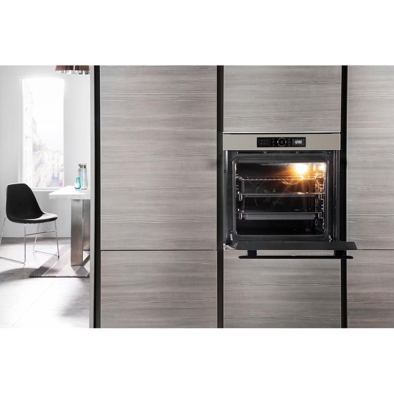 Whirlpool-Piekarnik-Do-zabudowy-AKZM-8420-S-Elektryczny-A--Lifestyle-frontal-open