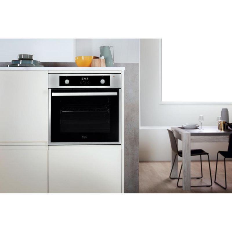 Whirlpool Piekarnik Do zabudowy AKP 785 IX Elektryczny A Lifestyle frontal