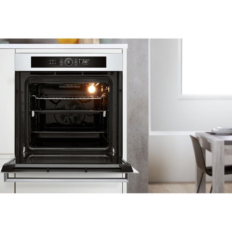Whirlpool-Piekarnik-Do-zabudowy-OAKZ9-7921-CS-WH-Elektryczny-A--Lifestyle-frontal-open