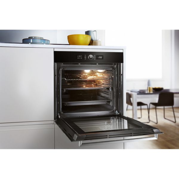 Whirlpool-Piekarnik-Do-zabudowy-OAKZ9-7921-CS-NB-Elektryczny-A--Lifestyle-perspective-open