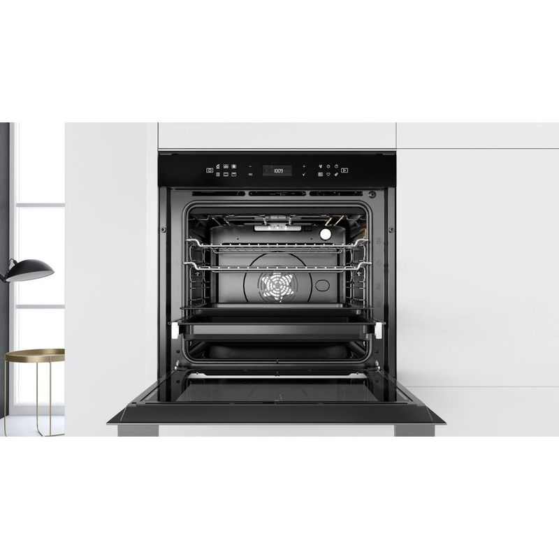 Whirlpool-Piekarnik-Do-zabudowy-W7-OM4-4S1-P-Elektryczny-A--Lifestyle-frontal-open