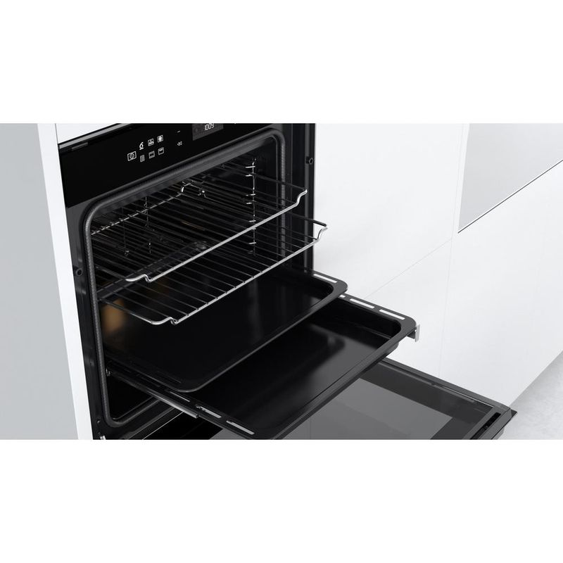 Whirlpool-Piekarnik-Do-zabudowy-W7-OM4-4S1-P-Elektryczny-A--Lifestyle-perspective-open