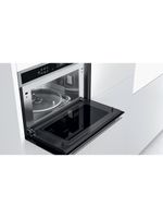 Whirlpool Mikrofalówka Do zabudowy W6 MD440 Stal nierdzewna Elektroniczny 31 MW + Grill 1000 Lifestyle perspective open