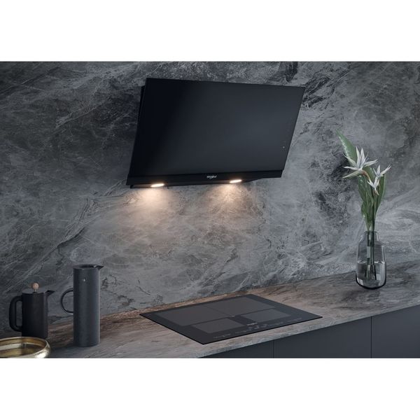 Whirlpool-Okap-Do-zabudowy-WHVS-93F-LT-BSS-Czarny-Kominowy-Elektroniczny-Lifestyle-perspective