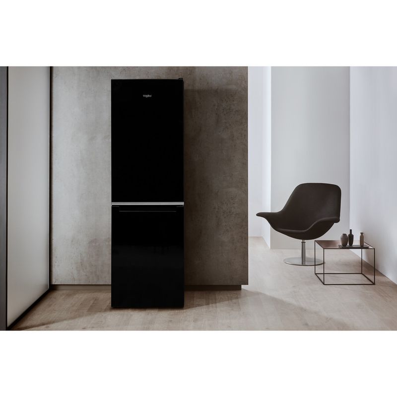 Whirlpool-Lodowka-z-zamrażarką-Wolnostojące-W7-811I-K-Czarny-Dwudrzwiow-y-a-Lifestyle-frontal