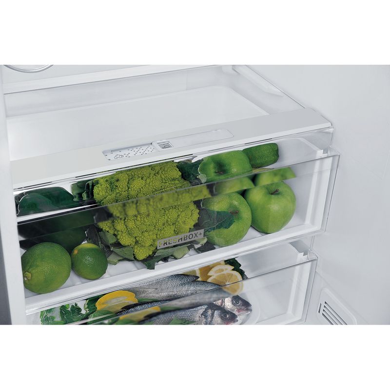 Whirlpool-Lodowka-z-zamrażarką-Wolnostojące-W7-811I-K-Czarny-Dwudrzwiow-y-a-Lifestyle-detail