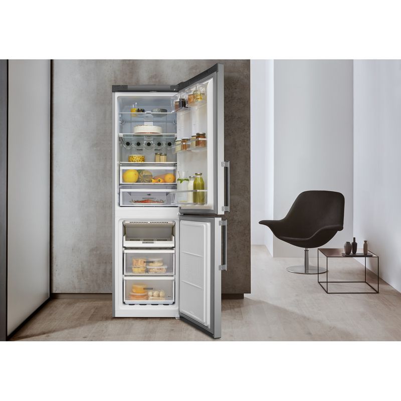 Whirlpool-Lodowka-z-zamrażarką-Wolnostojące-W7-832T-MX-H-Lustro-inox-Dwudrzwiow-y-a-Lifestyle-frontal-open