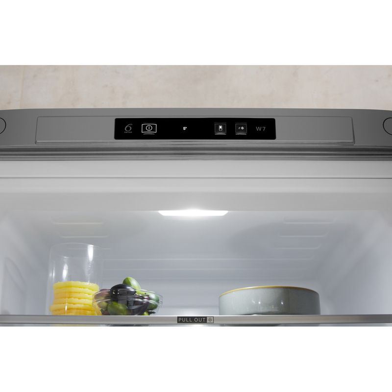 Whirlpool-Lodowka-z-zamrażarką-Wolnostojące-W7-921I-OX-Optic-Inox-Dwudrzwiow-y-a-Lifestyle-control-panel