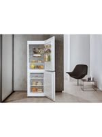 Whirlpool-Lodowka-z-zamrażarką-Wolnostojące-W5-711E-W-Biały-Dwudrzwiow-y-a-Lifestyle-frontal-open