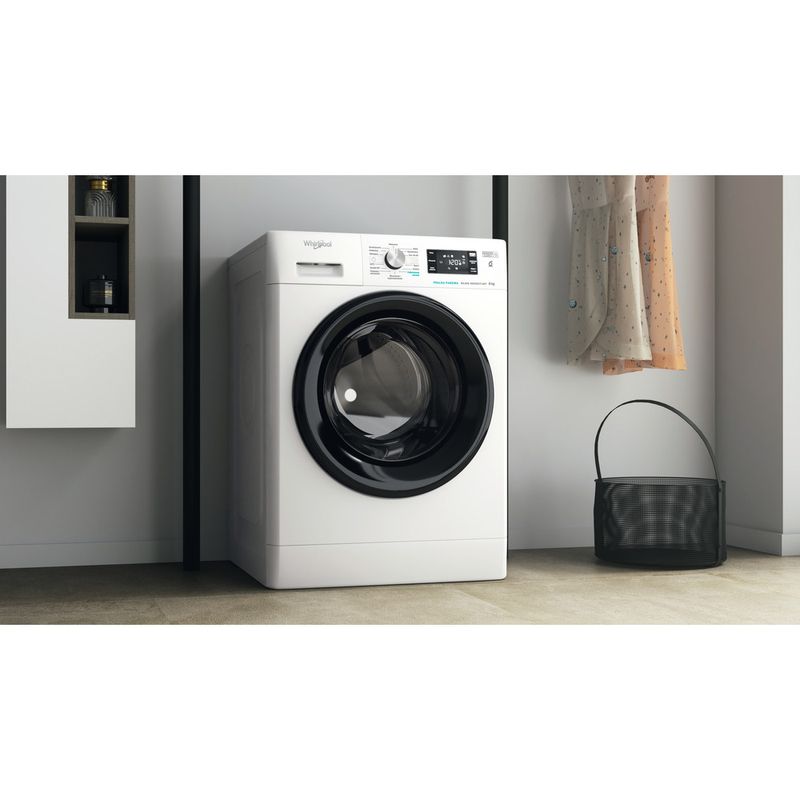 Whirlpool-Pralka-Wolnostojące-FFB-8448-BV-PL-Biel-Ładowany-od-frontu-C-Lifestyle-perspective