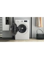 Whirlpool-Pralka-Wolnostojące-FFB-7438-BSV-PL-Biel-Ładowany-od-frontu-D-Lifestyle-frontal-open