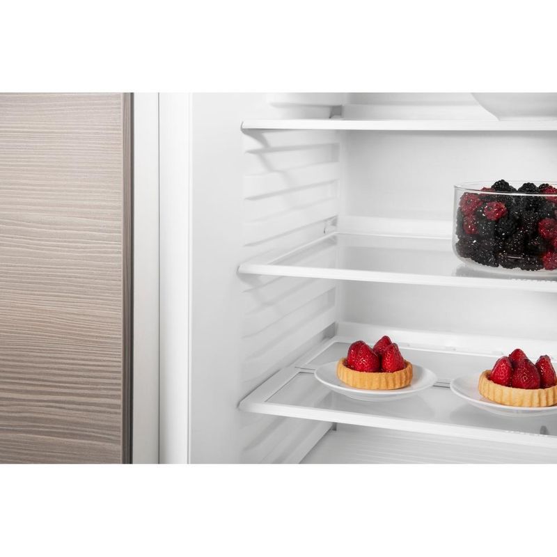 Whirlpool Lodówka Do zabudowy ARG 585 Biel Drawer
