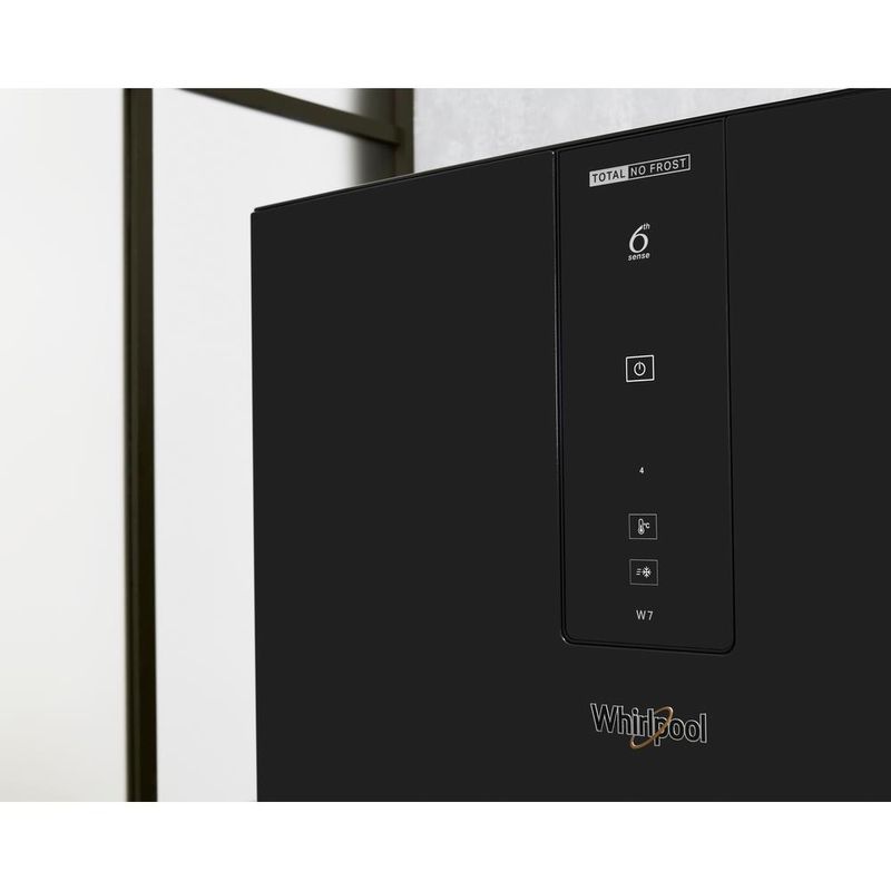 Whirlpool-Lodowka-z-zamrażarką-Wolnostojące-W7-921O-K-AQUA-Czarny-Dwudrzwiow-y-a-Lifestyle-control-panel