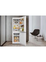 Whirlpool-Lodowka-z-zamrażarką-Wolnostojące-W7-821O-W-Biały-Dwudrzwiow-y-a-Lifestyle-frontal-open