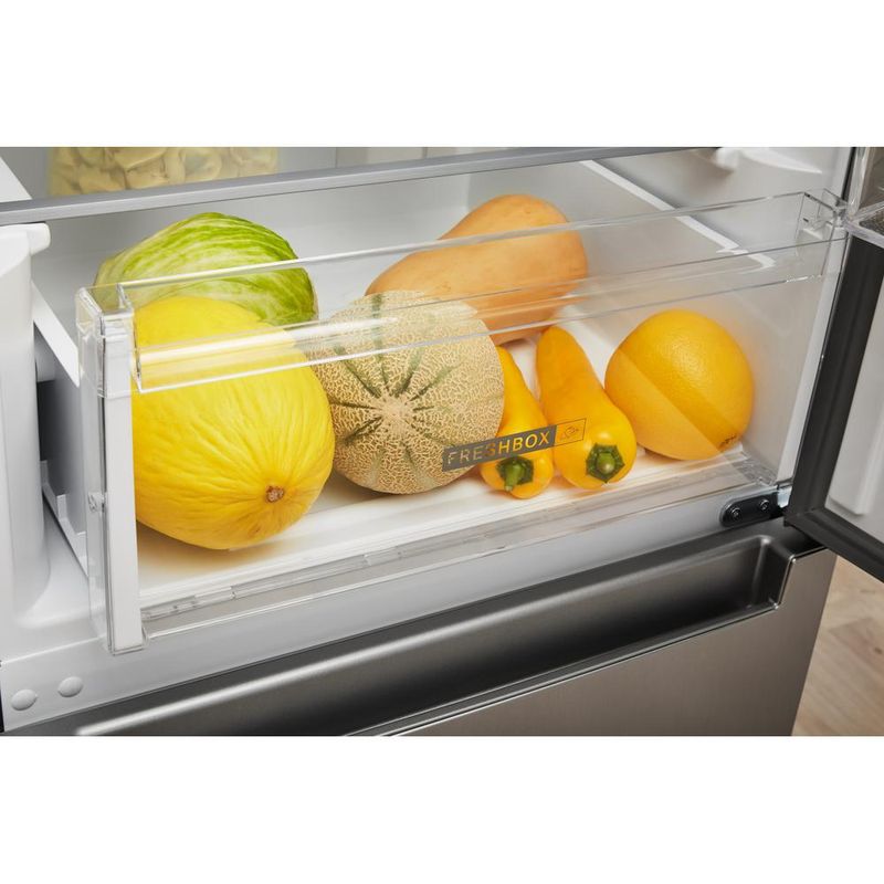 Whirlpool-Lodowka-z-zamrażarką-Wolnostojące-W5-811E-OX-1-Optic-Inox-Dwudrzwiow-y-a-Lifestyle-detail
