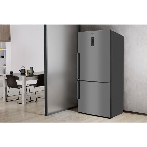 Whirlpool Lodówka z zamrażarką Wolnostojące W84BE 72 X 2 Inox Dwudrzwiow(y)a Lifestyle perspective