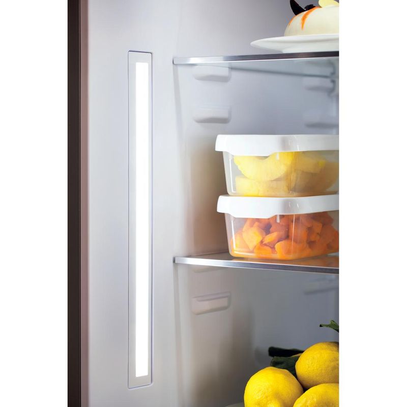 Whirlpool-Lodowka-z-zamrażarką-Wolnostojące-W84BE-72-X-2-Inox-Dwudrzwiow-y-a-Lifestyle-detail