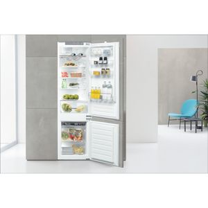 Whirlpool-Lodowka-z-zamrażarką-Do-zabudowy-ART-9812-SF1-Biel-Dwudrzwiow-y-a-Lifestyle-frontal-open