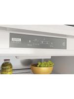 Whirlpool Lodówka z zamrażarką Do zabudowy WHC18 T332 Biel Dwudrzwiow(y)a Control panel