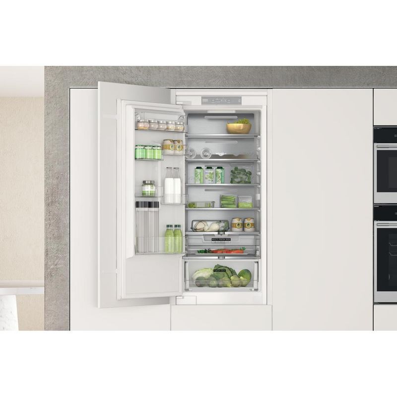 Whirlpool-Lodowka-z-zamrażarką-Do-zabudowy-WHC20-T352-Biel-Dwudrzwiow-y-a-Lifestyle-detail