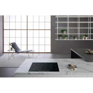Whirlpool-Płyta-grzewcza-ACM-808-NE-Czarny-Induction-vitroceramic-Lifestyle-frontal-top-down