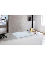 Whirlpool-Płyta-grzewcza-ACM-808-BA-WH-Biel-Induction-vitroceramic-Lifestyle-perspective