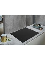 Whirlpool-Płyta-grzewcza-ACM-932-BA-Czarny-Induction-vitroceramic-Lifestyle-perspective