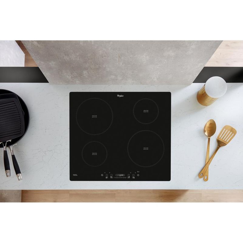 Whirlpool-Płyta-grzewcza-ACM-806-NE-Czarny-Induction-vitroceramic-Lifestyle-frontal