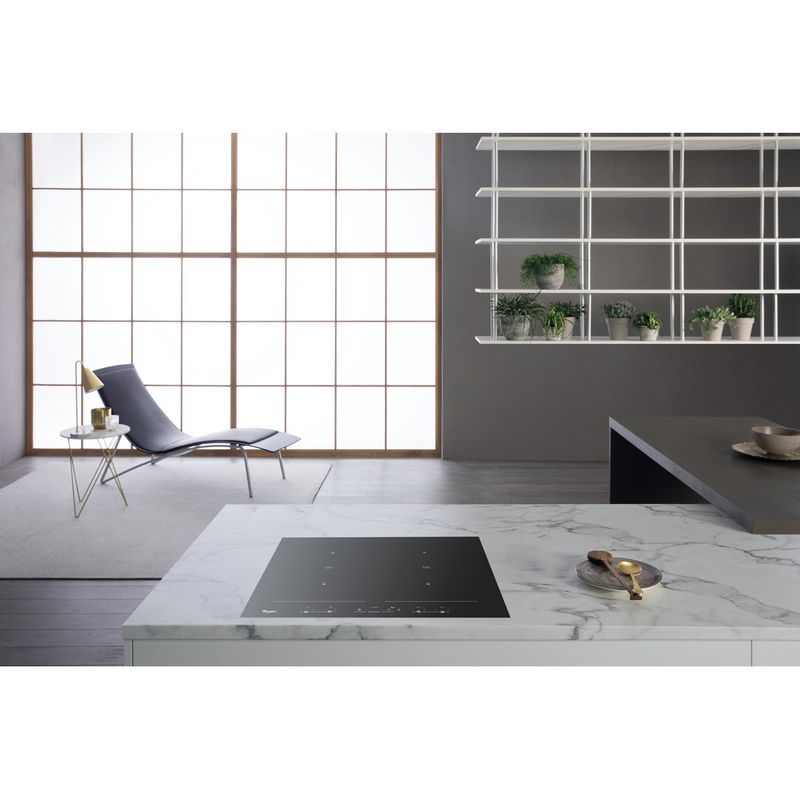 Whirlpool-Płyta-grzewcza-ACM-829-NE-Czarny-Induction-vitroceramic-Lifestyle-frontal-top-down