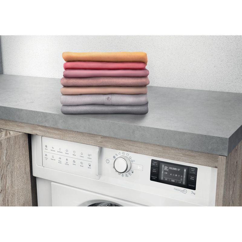 Whirlpool-Pralka-Do-zabudowy-BI-WMWG-71484E-EU-Biel-Ładowany-od-frontu-A----Lifestyle-control-panel