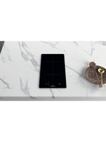 Whirlpool-Płyta-grzewcza-WS-Q0530-NE-Czarny-Induction-vitroceramic-Lifestyle-frontal-top-down