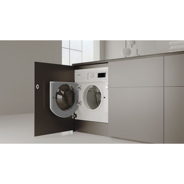 Whirlpool-Pralka-Do-zabudowy-BI-WMWG-81484-PL-Biel-Ładowany-od-frontu-C-Lifestyle-perspective-open