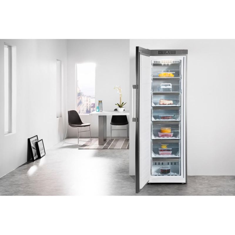 Whirlpool Zamrażarka Wolnostojące UW8 F2Y XBI F 2 Optic Inox Lifestyle frontal open