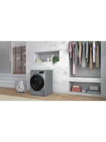 Whirlpool-Suszarka-W7-D93SB-PL-Srebrny-Lifestyle-perspective