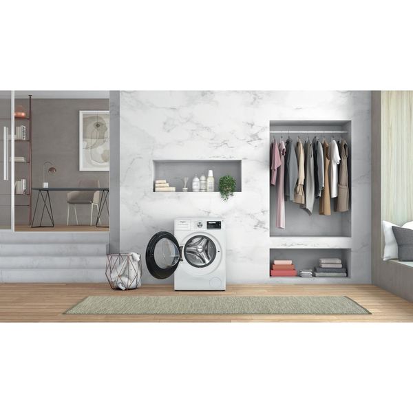 Whirlpool Pralka Wolnostojące W6 W045WB EE Biel Ładowany od frontu B Lifestyle frontal open