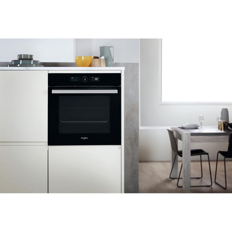 Whirlpool-Piekarnik-Do-zabudowy-AKZ9-7940-NB-Elektryczny-A--Lifestyle-frontal