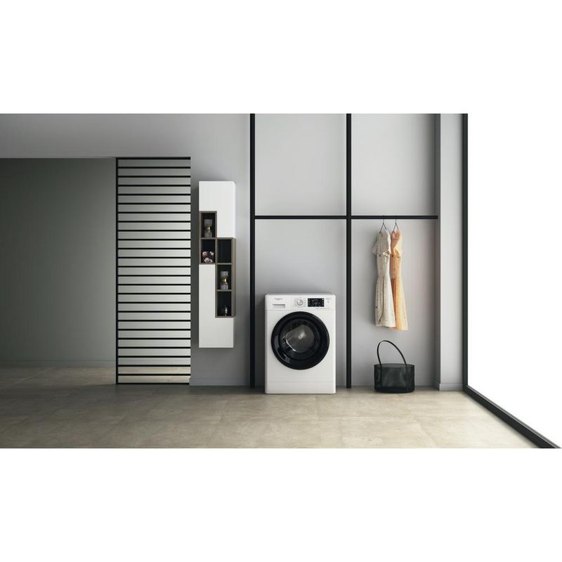 Whirlpool Pralka Wolnostojące FFD 9458 BV EE Biel Ładowany od frontu B Lifestyle frontal