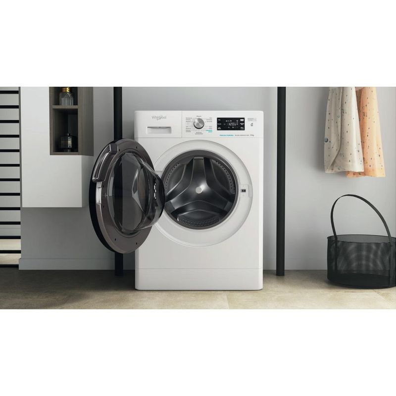 Whirlpool Pralka Wolnostojące FFB 8258 BV PL Biel Ładowany od frontu B Lifestyle frontal open