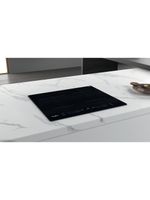 Whirlpool Płyta grzewcza WS S4060 BF Czarny Induction vitroceramic Lifestyle perspective
