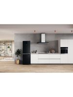 Whirlpool-Lodowka-z-zamrażarką-Wolnostojące-W7X-82O-K-Czarny-Dwudrzwiow-y-a-Lifestyle-frontal