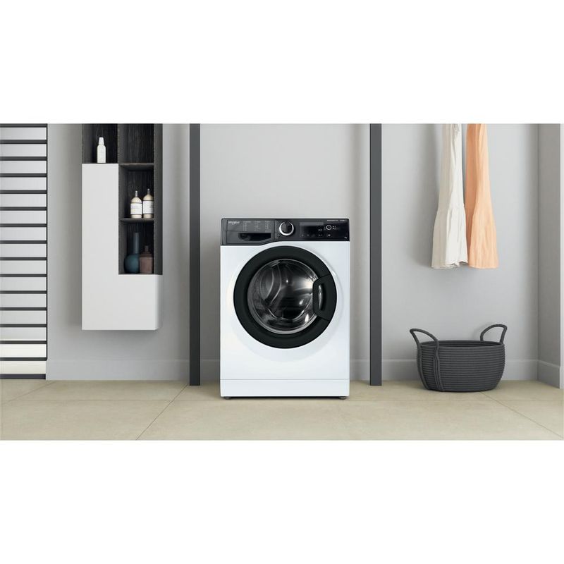 Whirlpool Pralka Wolnostojące WRSB 7238 BB EU Biel Ładowany od frontu D Lifestyle frontal