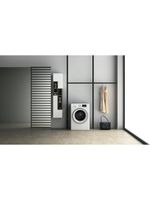 Whirlpool Pralkosuszarka Wolnostojące FFWDD 1076258 SV EE Biel Ładowany od frontu Lifestyle frontal
