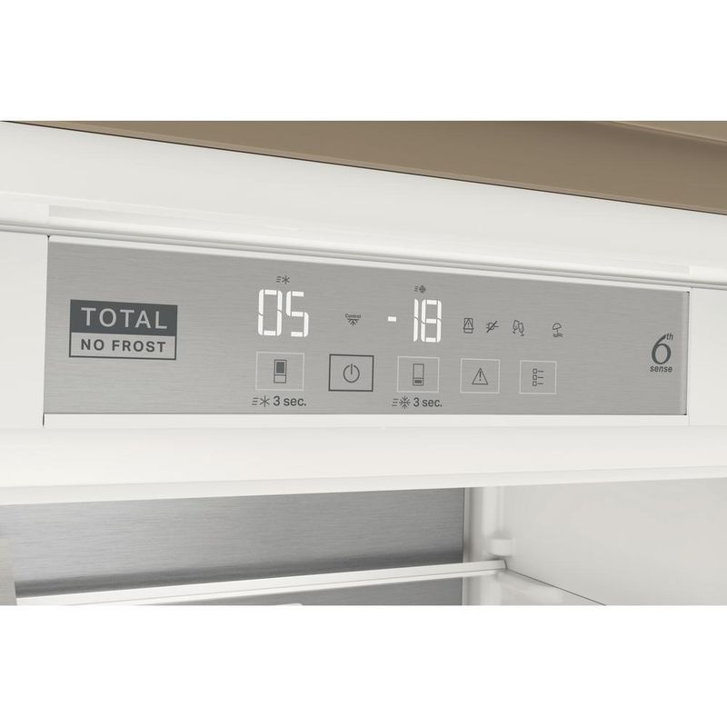 Whirlpool Lodówka z zamrażarką Do zabudowy WH SP70 T232 P Biel Dwudrzwiow(y)a Control panel