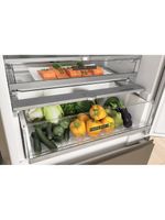 Whirlpool Lodówka z zamrażarką Do zabudowy WH SP70 T241 P Biel Dwudrzwiow(y)a Drawer