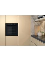 Whirlpool Piekarnik Do zabudowy OMK58HU1B Elektryczny A+ Lifestyle frontal