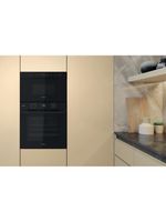 Whirlpool Mikrofalówka Do zabudowy MBNA920B Czarny Elektroniczny 22 MW + Grill 750 Lifestyle frontal