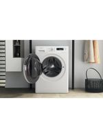 Whirlpool Pralka Wolnostojące FFS 7458 W EE Biel Ładowany od frontu B Lifestyle frontal open