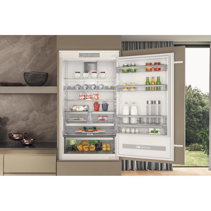 Whirlpool Lodówka z zamrażarką Do zabudowy SP40 802 EU 2 Biel Dwudrzwiow(y)a Lifestyle detail