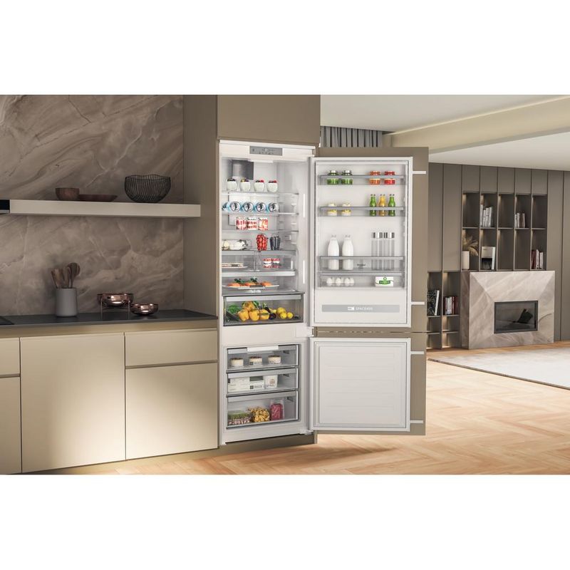 Whirlpool Lodówka z zamrażarką Do zabudowy SP40 812 EU 2 Biel Dwudrzwiow(y)a Lifestyle perspective open